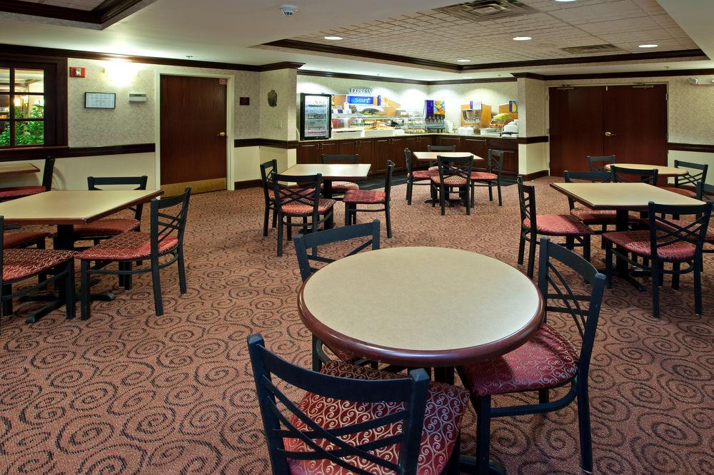 Holiday Inn Express Hotel & Suites Cincinnati Northeast-Milford By Ihg Exterior photo