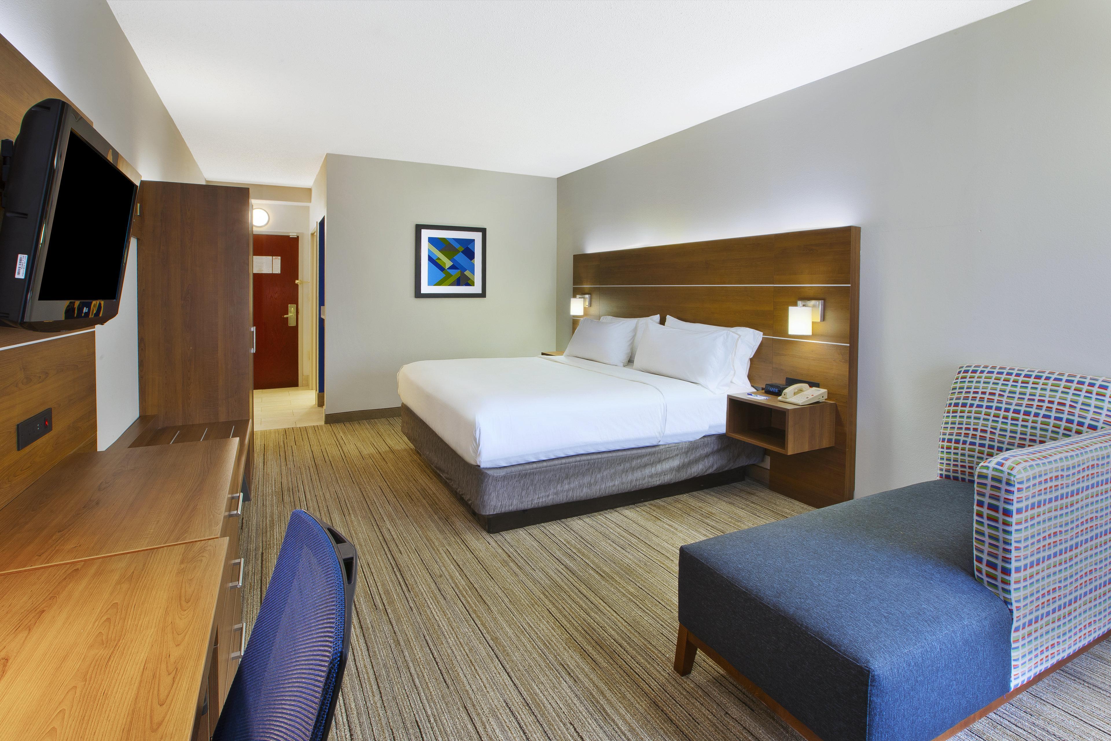 Holiday Inn Express Hotel & Suites Cincinnati Northeast-Milford By Ihg Exterior photo