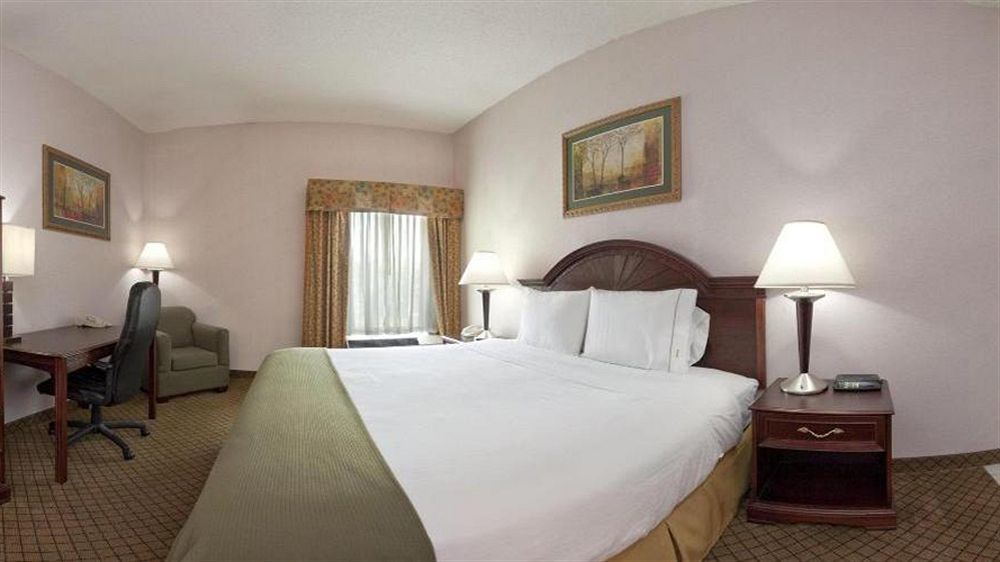 Holiday Inn Express Hotel & Suites Cincinnati Northeast-Milford By Ihg Exterior photo