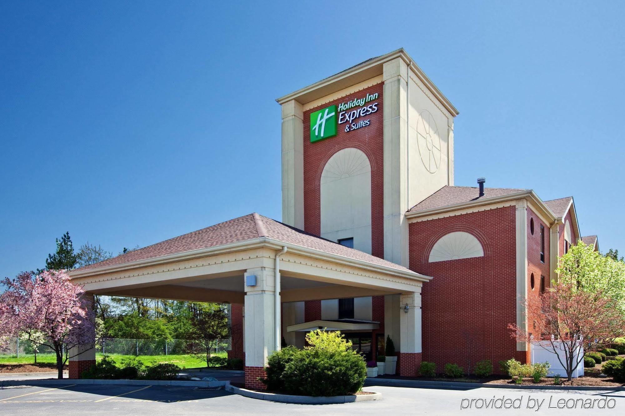 Holiday Inn Express Hotel & Suites Cincinnati Northeast-Milford By Ihg Exterior photo